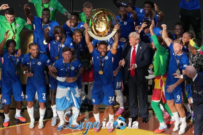 Chelsea Dipreteli, Dua Bek Serbabisa The Blues Dibidik Bayern Muenchen