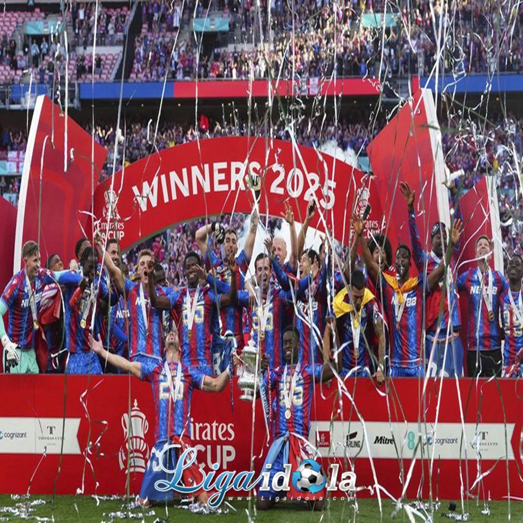 Resmi! Crystal Palace Ditendang dari Liga Europa Akibat Konflik Kepemilikan dengan Lyon